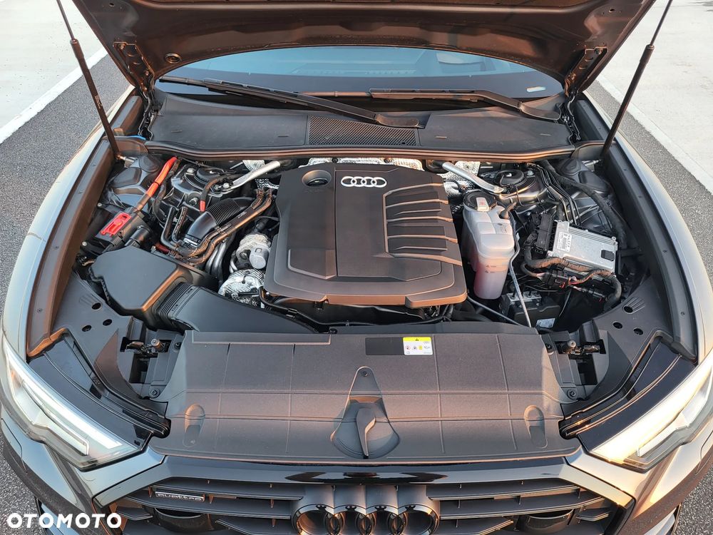 Audi A6 Avant 40 TDI quattro S tronic S line - 39