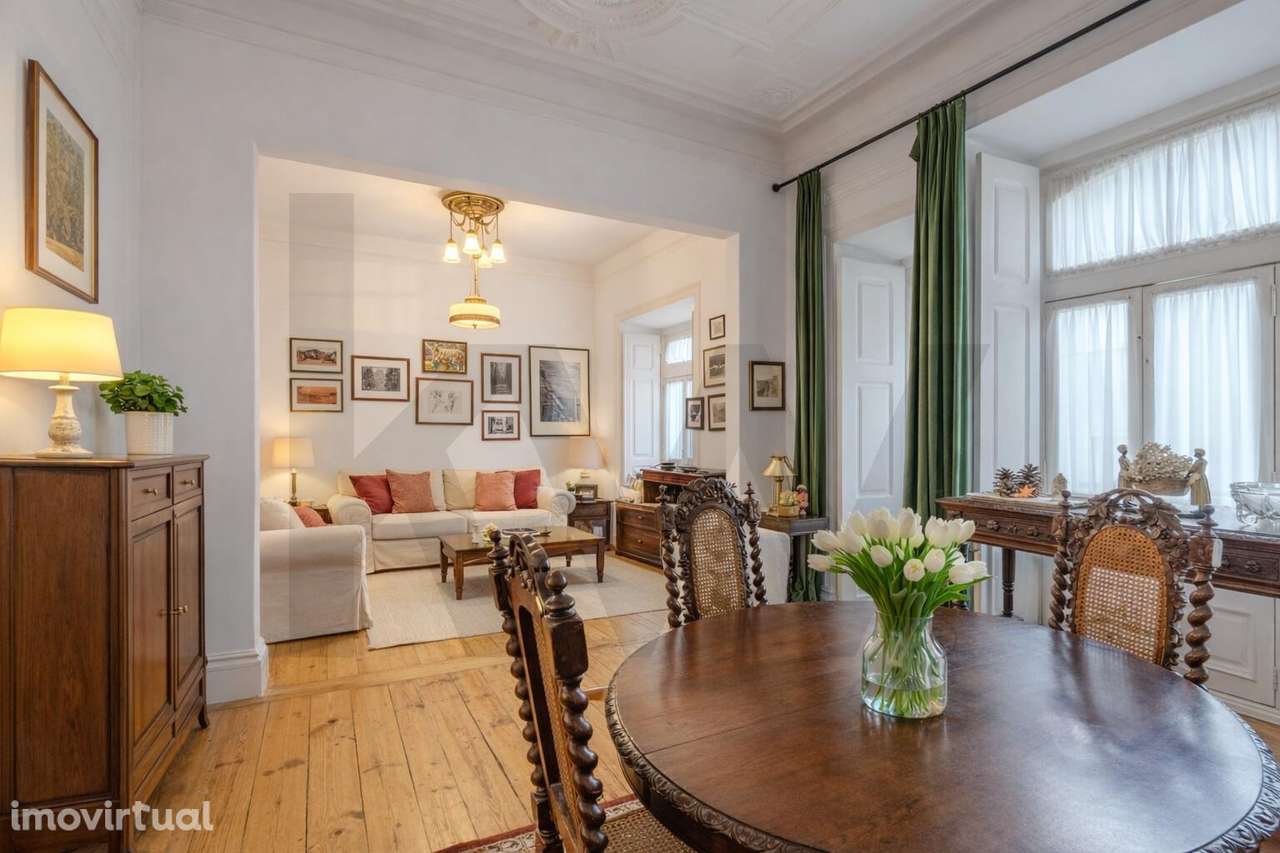 APARTAMENTO T3 +3 COM 170 m2 | VARANDAS E GRANDE POTENCIAL NA ESTRELA - Grande imagem: 2/16