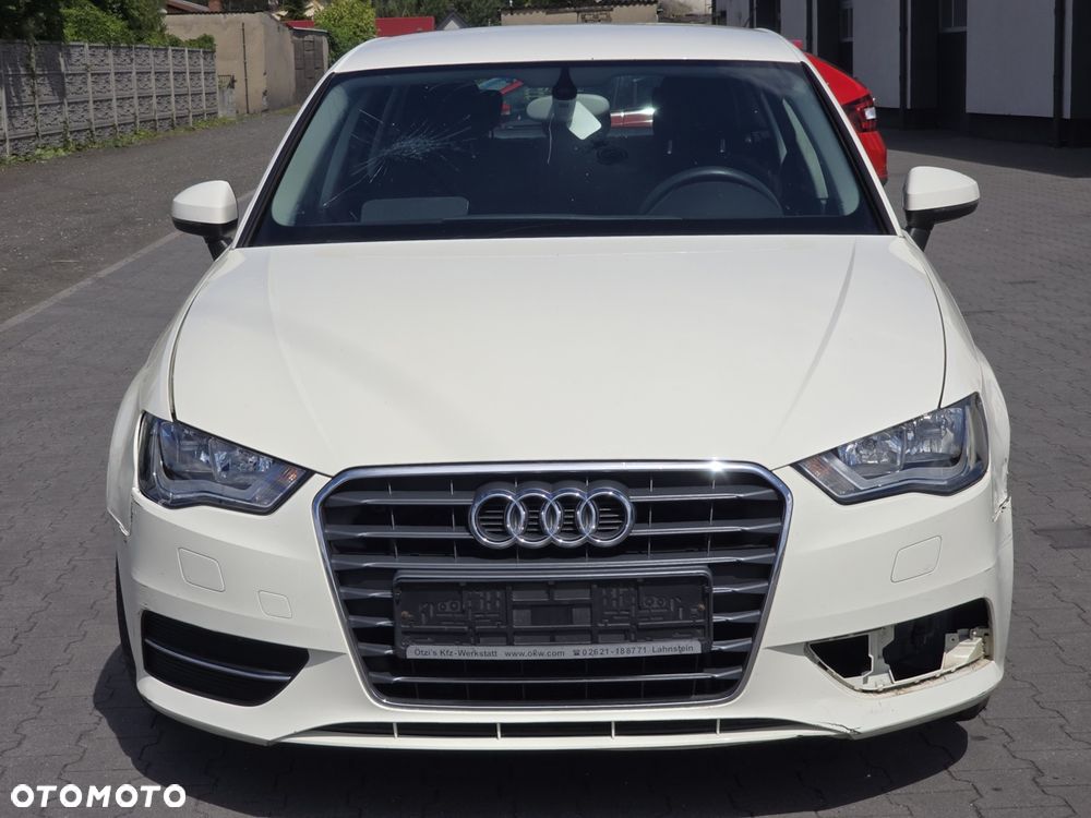 Audi A3 Sportback 1.2 TFSI Attraction - 6