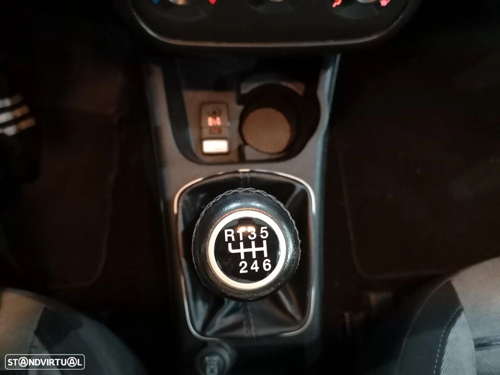 Fiat Punto Evo 1.3 Mjet Dynamic - 28