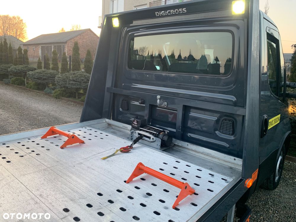 Iveco Daily 35S18 Pneumatyka Hi-MATIC Laweta / Autolaweta Pomoc drogowa Kamera cofania - 22