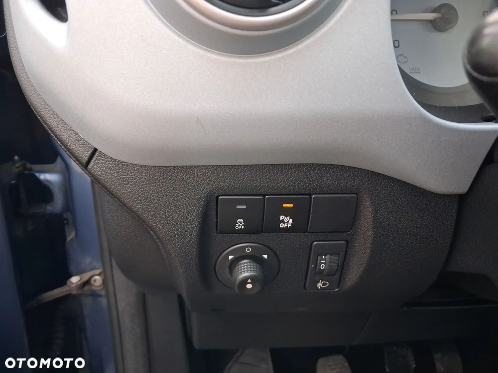 Citroën Berlingo 1.6 HDi 110 FAP Multispace Exclusive - 27