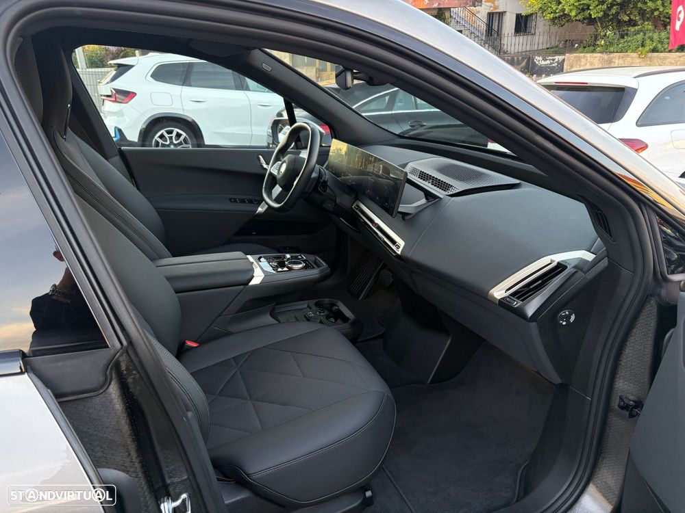 BMW iX xDrive 40 Pack Desportivo - 31