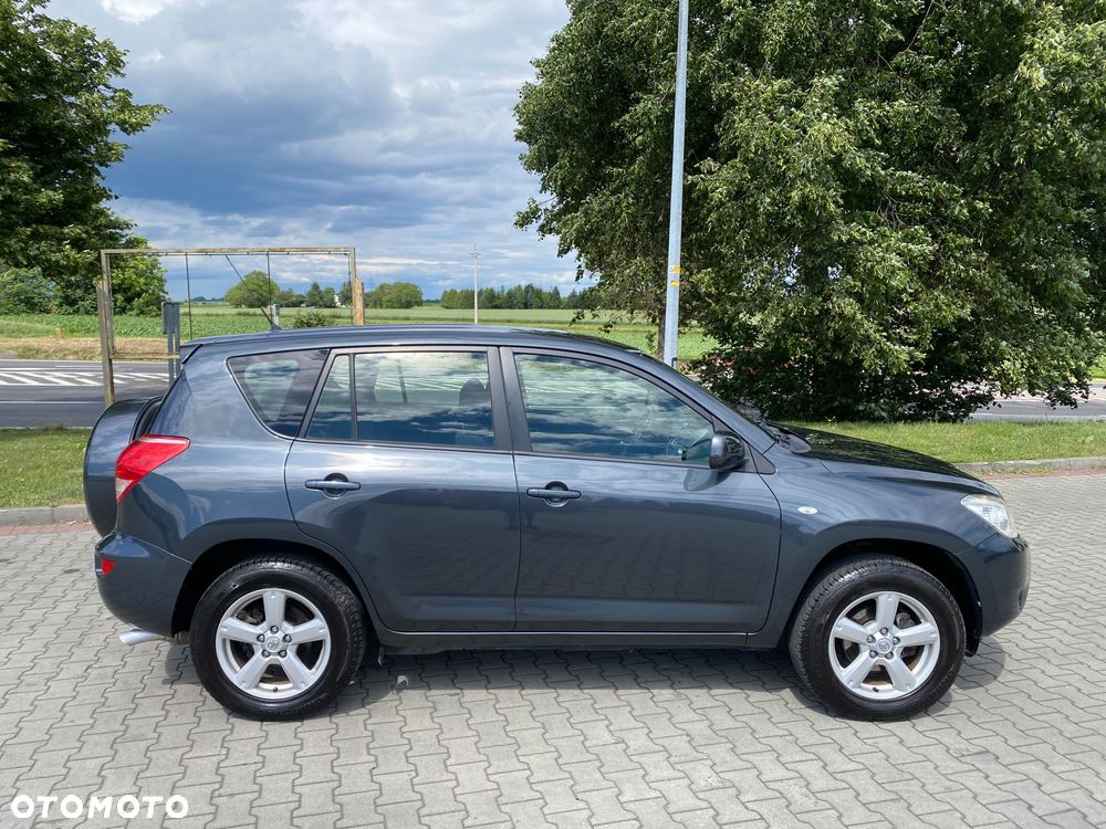 Toyota RAV4 4x4 Sol - 5