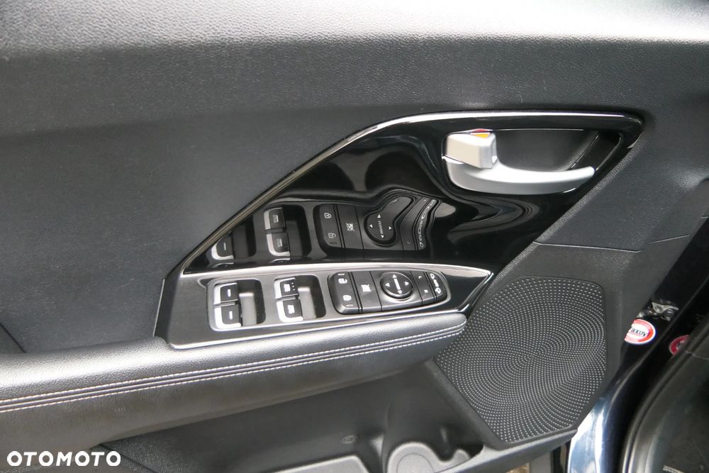 Kia Niro 1.6 GDI HEV 2WD OPF Edition 7 - 32