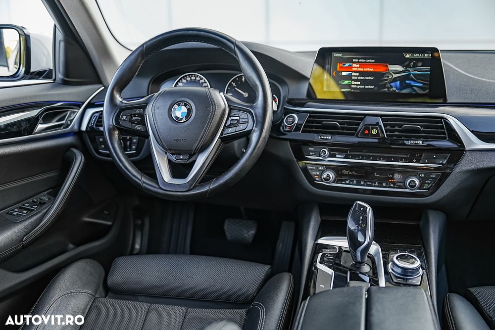 BMW Seria 5 520d Aut. Sport Line - 6