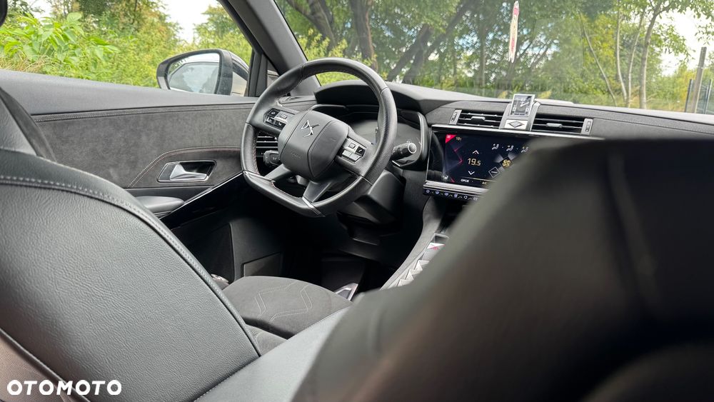 DS Automobiles DS 7 Crossback - 17