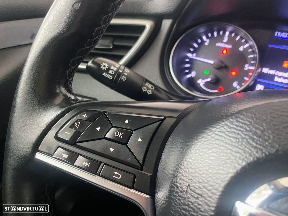 Nissan Qashqai 1.5 dCi N-Style DCT - 17