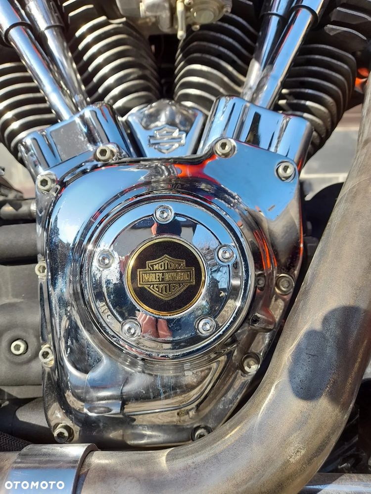 Harley-Davidson Dyna Wide Glide - 21