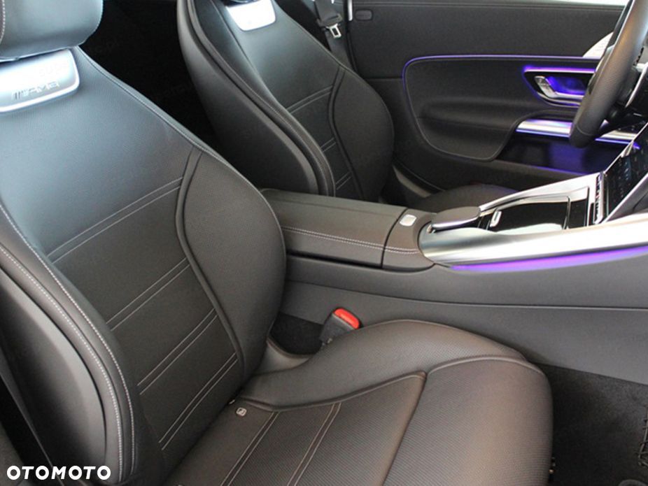 Mercedes-Benz AMG GT 55 4MATIC+ - 14
