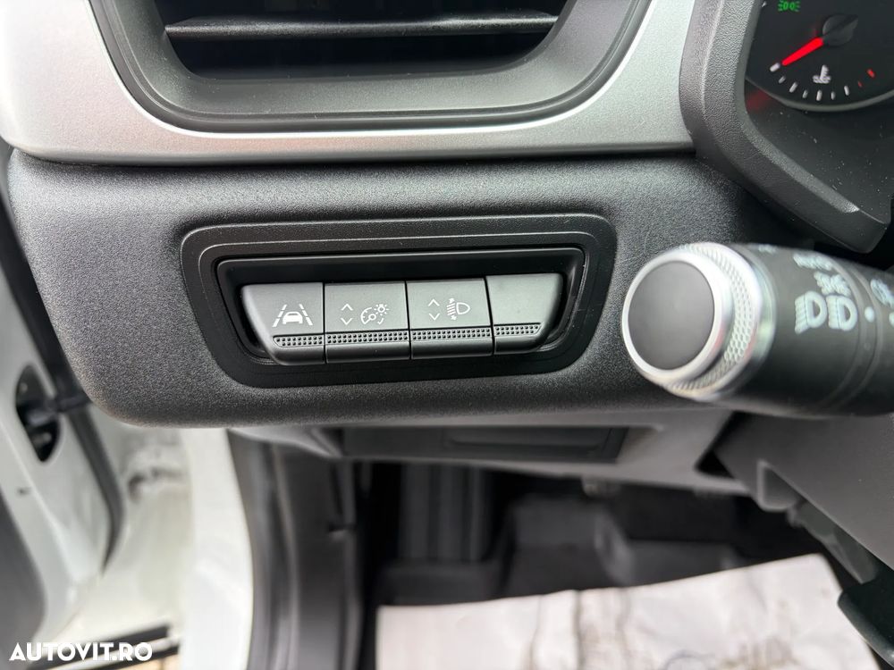 Renault Captur BLUE dCi Zen - 14