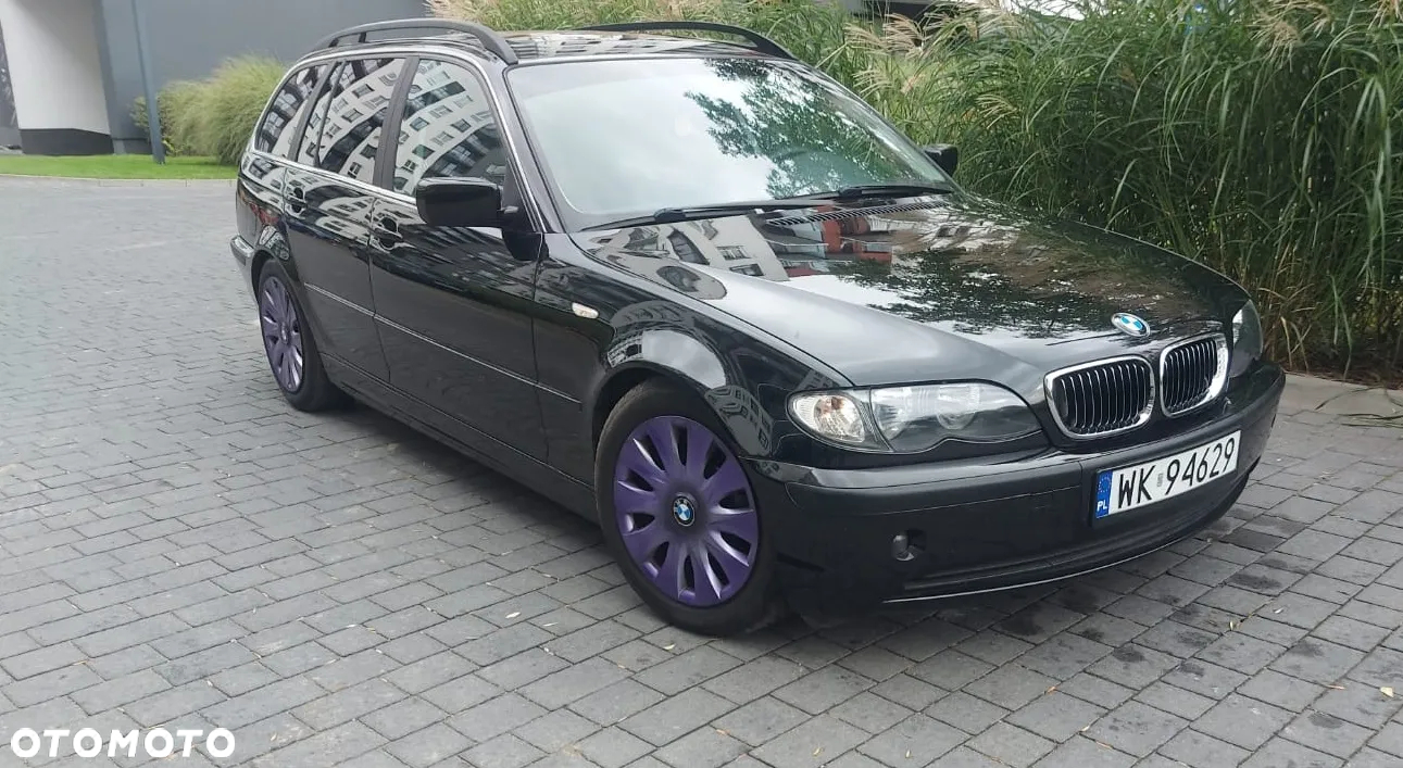 BMW Seria 3 320i Touring - 9