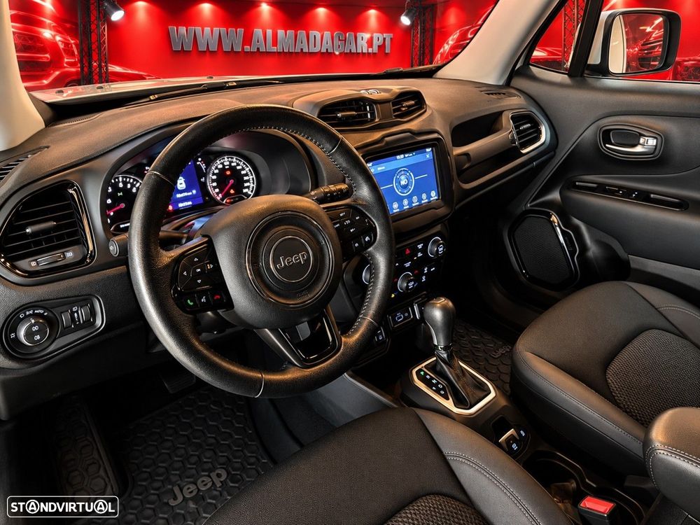 Jeep Renegade 1.3 T Night Eagle DCT - 6
