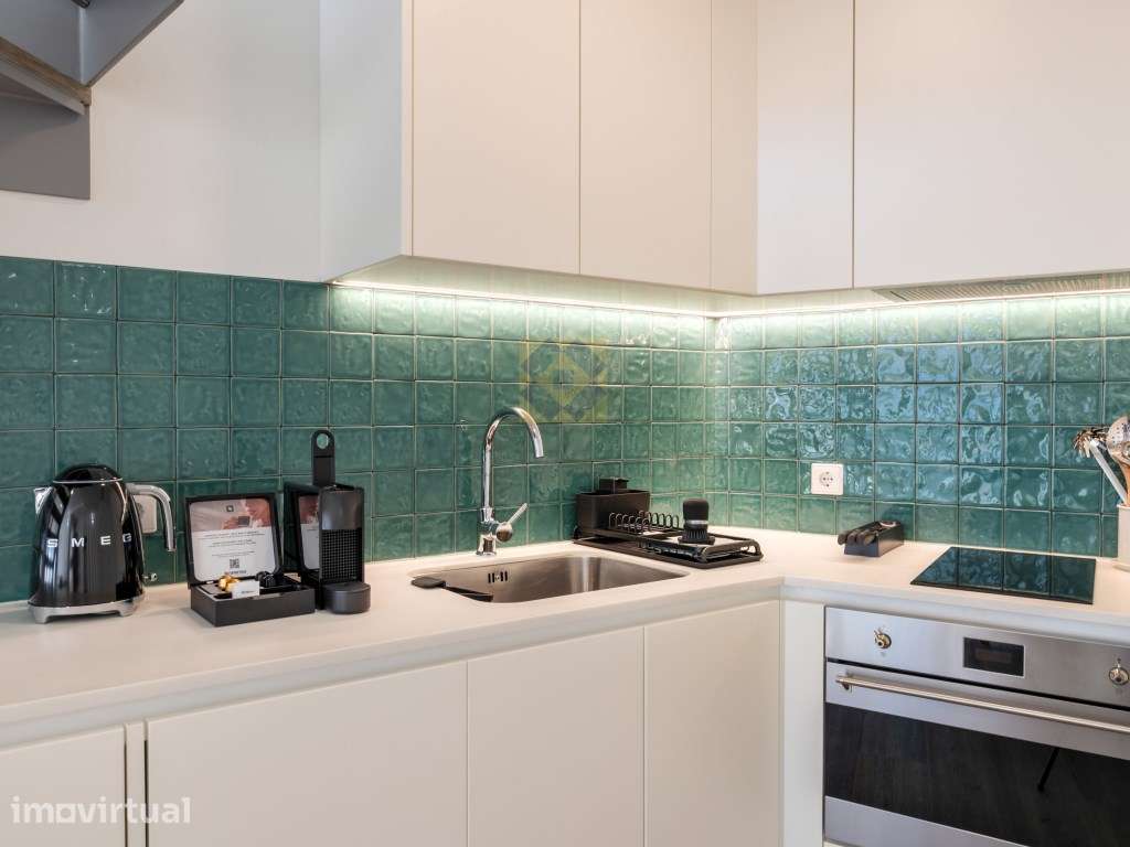 T2 Townhouse com Jardim Privado - 350m da Estação de Metro 'Jardim ... - Grande imagem: 4/32