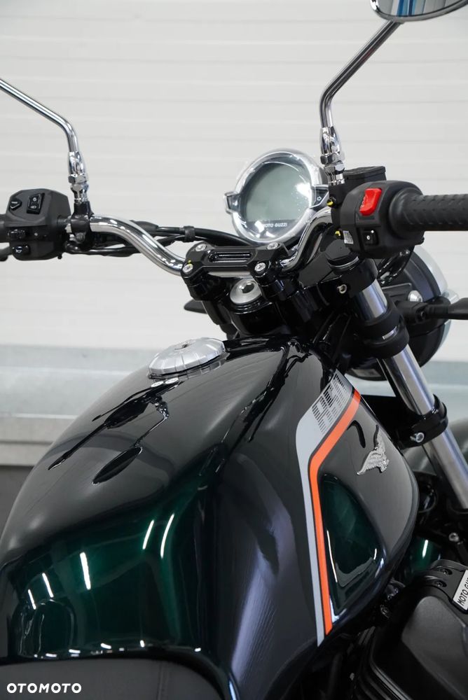 Moto Guzzi V7 - 9