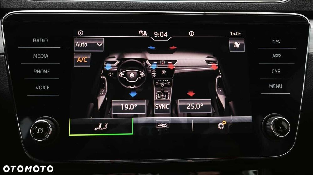 Skoda Superb 1.5 TSI Ambition - 31