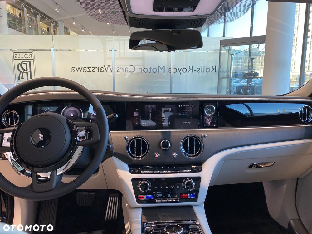 Rolls-Royce Ghost - 15