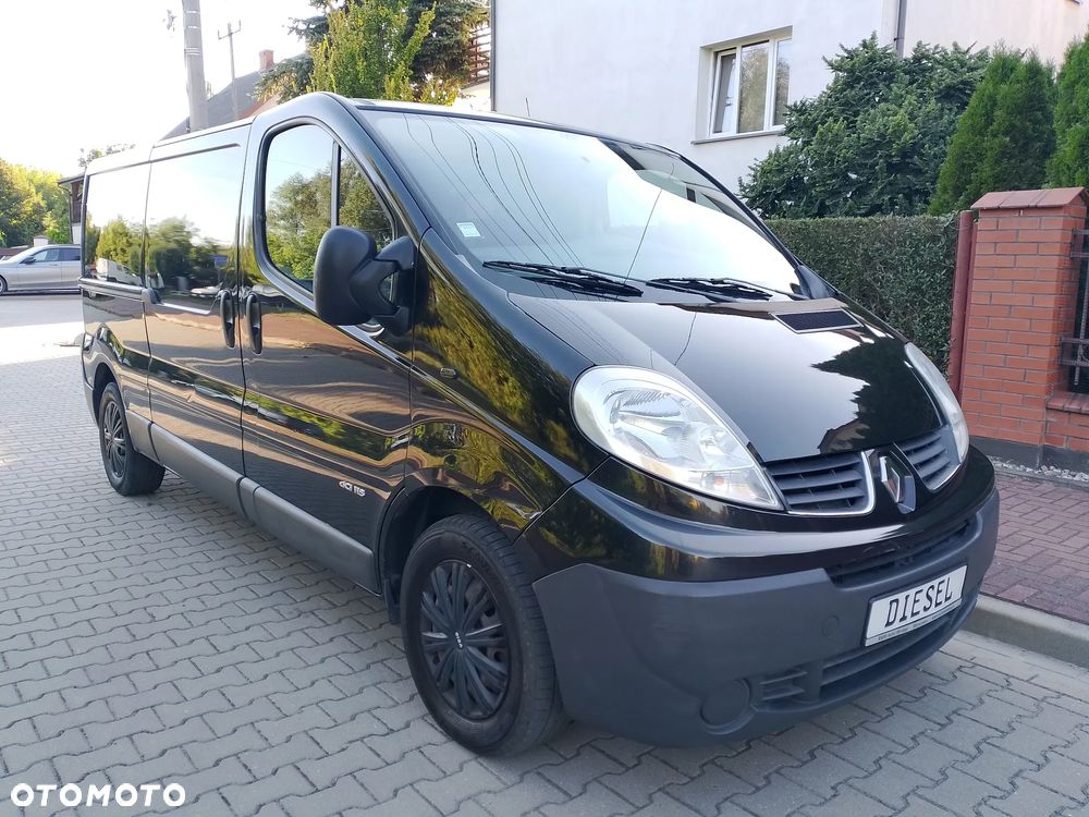 Renault TRAFIC - 8