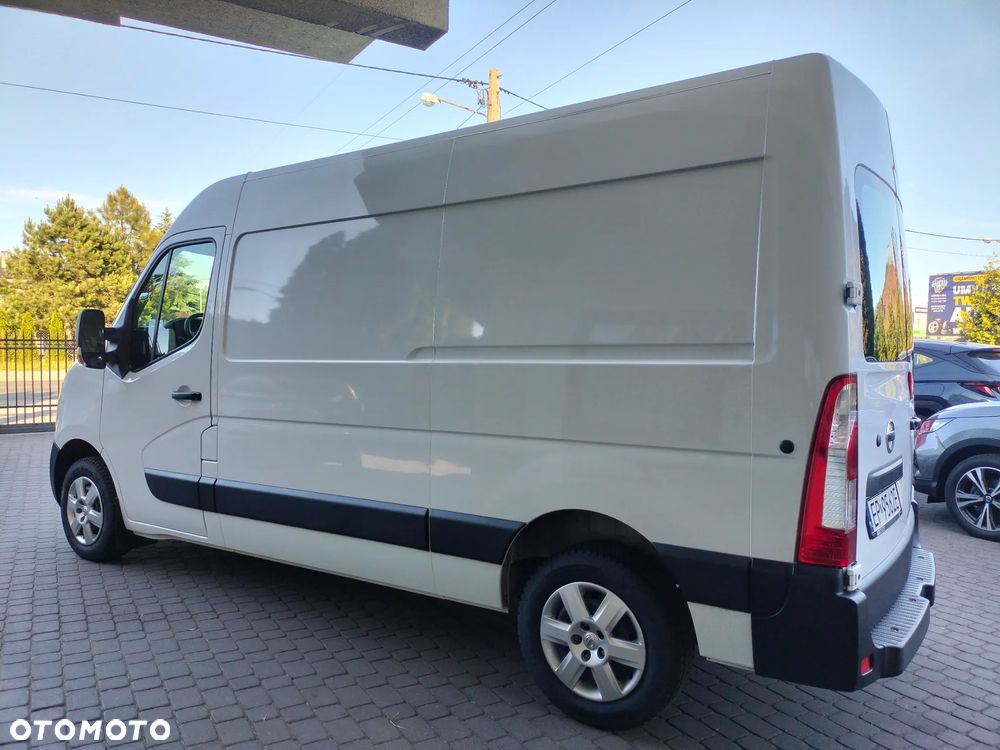 Nissan NV400 - 9
