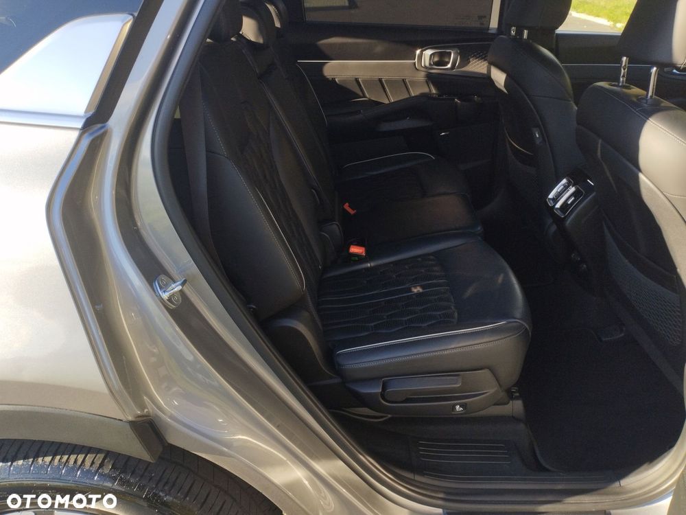 Kia Sorento - 23
