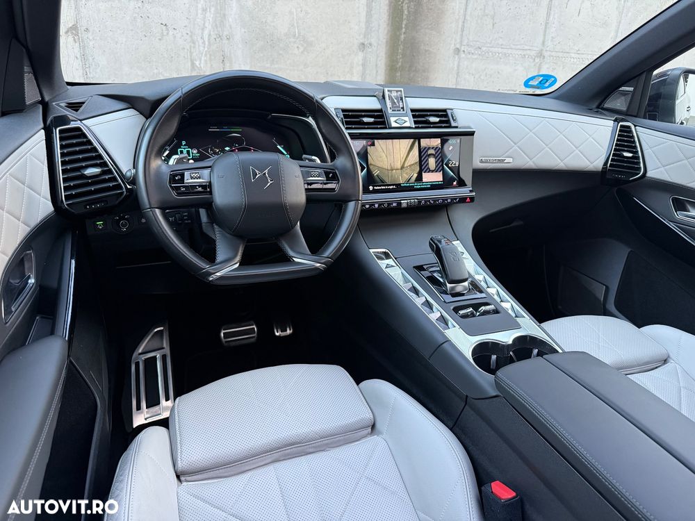 DS Automobiles DS 7 Crossback 4x4 300 RIVOLI - 26