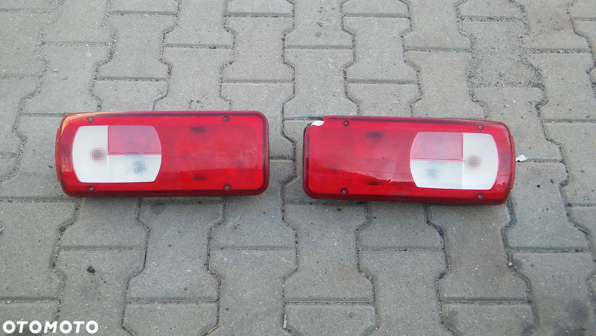 F.VAT VW CRAFTER 2.0 MAN TGE KOMPLET LAMP TYLNYCH LAMPA TYLNA LEWA PRAWA WERSJA SKRZYNIOWA - 1