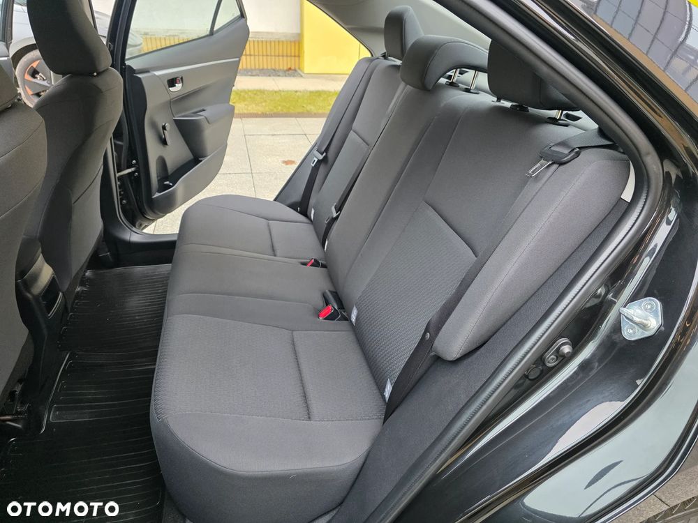 Toyota Corolla 1.6 Active EU6 - 27