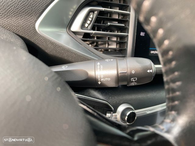 Peugeot 308 SW 1.5 BlueHDi Style - 19