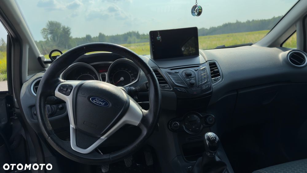 Ford Fiesta 1.4 Titanium - 2