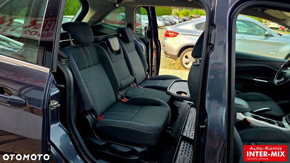 Ford Grand C-MAX - 41