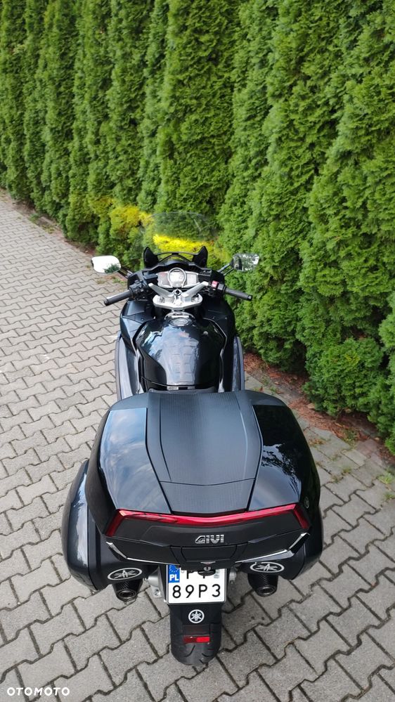 Yamaha FJR - 24