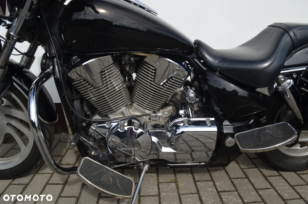 Honda VTX - 13