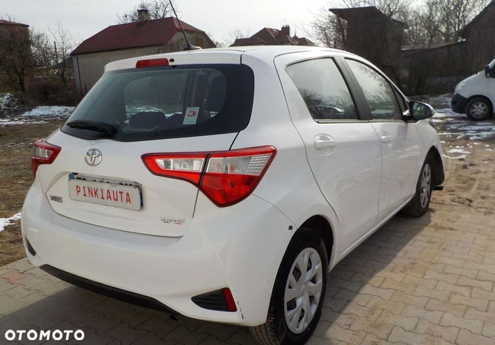 Toyota Yaris - 15