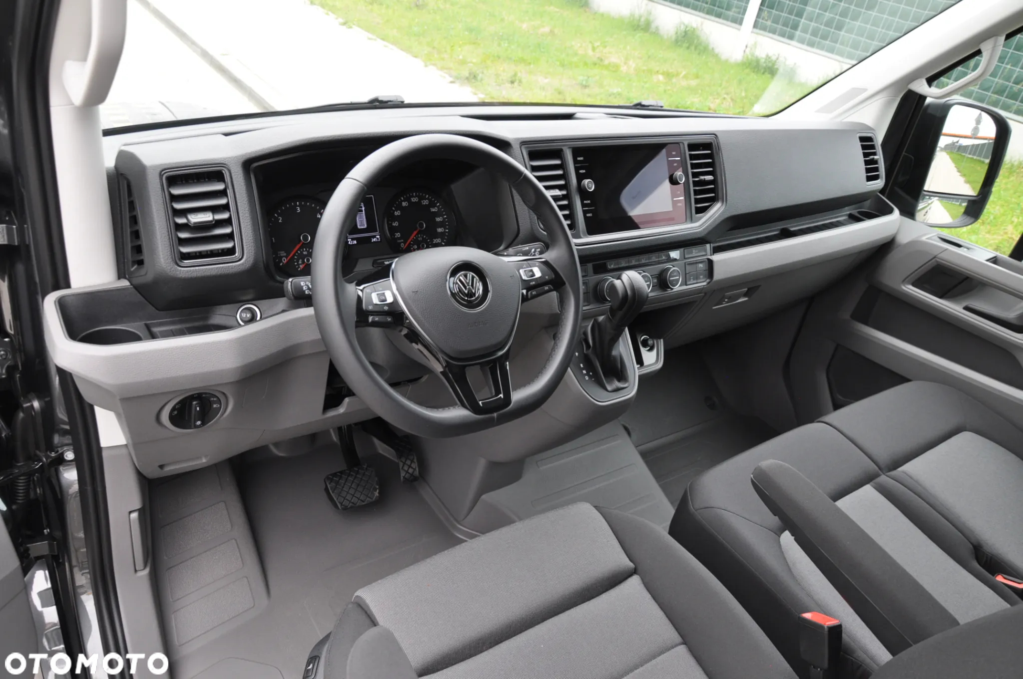 Volkswagen CRAFTER 2.0 TDI Furgon 4Motion AUTOMAT 8-G Na Gwarancji Bezwypadkowy I Właściciel Krajowy Mały Przebieg - 3