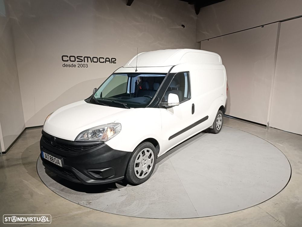 Fiat Doblo 1.6 M-Jet XL (3 Lug. ) - 1