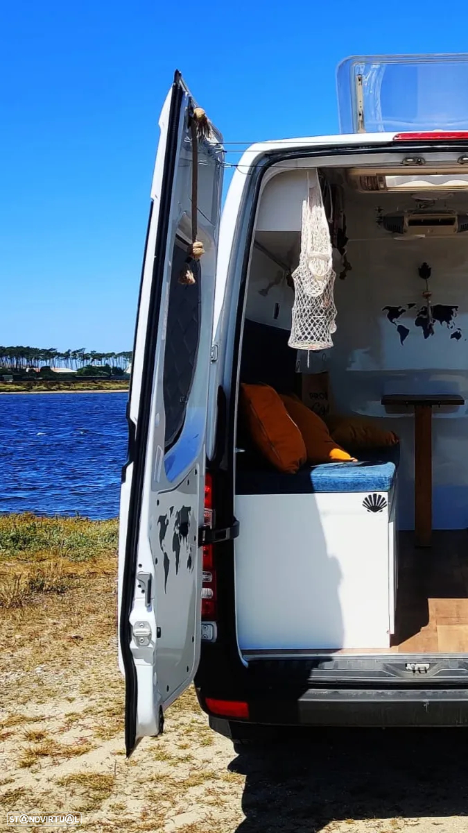 Mercedes-Benz Sprinter 210cdi Campervan - 9