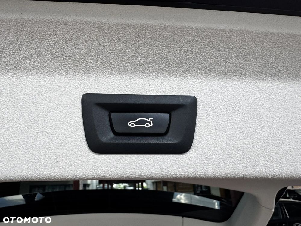 BMW X3 xDrive20d Advantage - 17