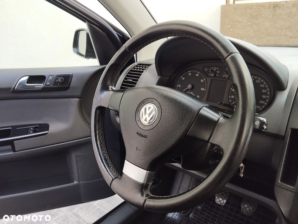 Volkswagen Polo - 14