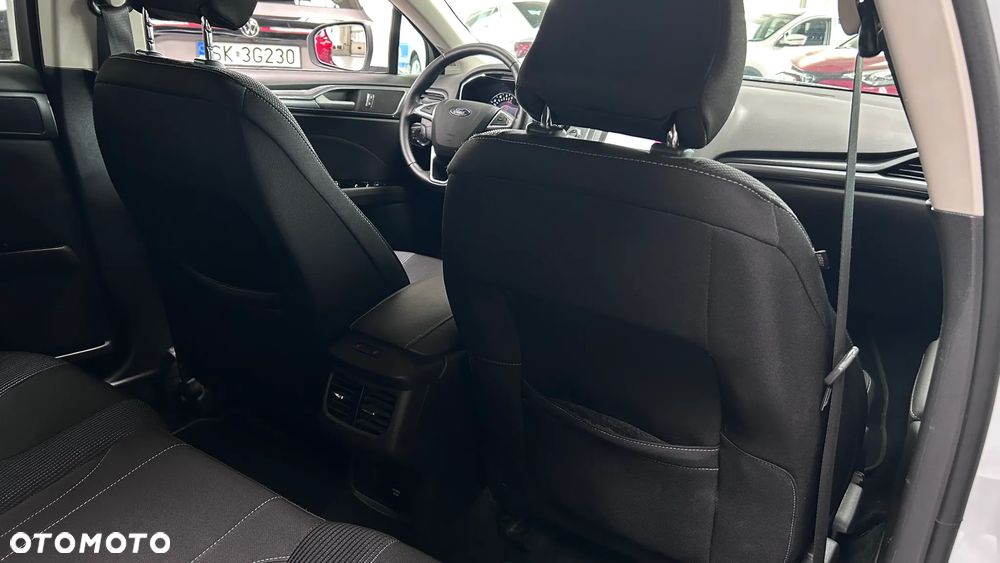 Ford Mondeo 2.0 EcoBlue Titanium - 16