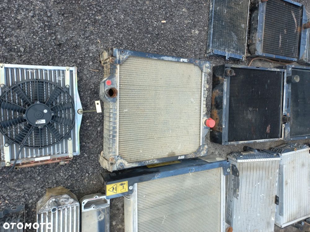Chłodnica wody,oleju,klimatyzacji denso,agco,tecnoclima,ACV0236300,4500804,,THERMICS,057347,merlo,0363/50791 hurlimann,4281709m4,massey,acv0303170 międzystopniowa,acw1327000.4388092m5,deadong-ud24-340aa,fendt.acv027579a,mahle,acv0303150,acv0258150. 36538710.4285470m4, 4352863m95, zespółchłodnic,tb36 0931a, tgb,pa66-gf30,radiator,reno 120-54,case,new holland ts,intercooler - 4