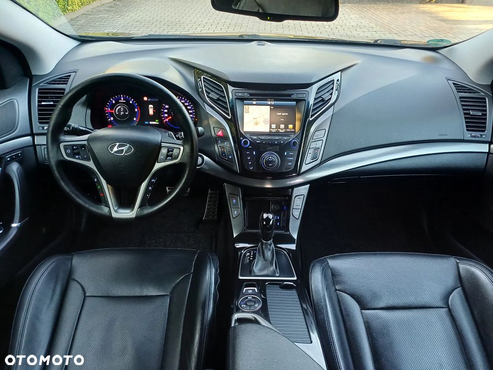 Hyundai i40 Kombi 1.7 CRDi DCT Premium - 36