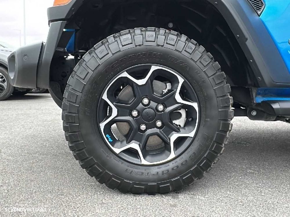 Jeep Wrangler Unlimited - 11