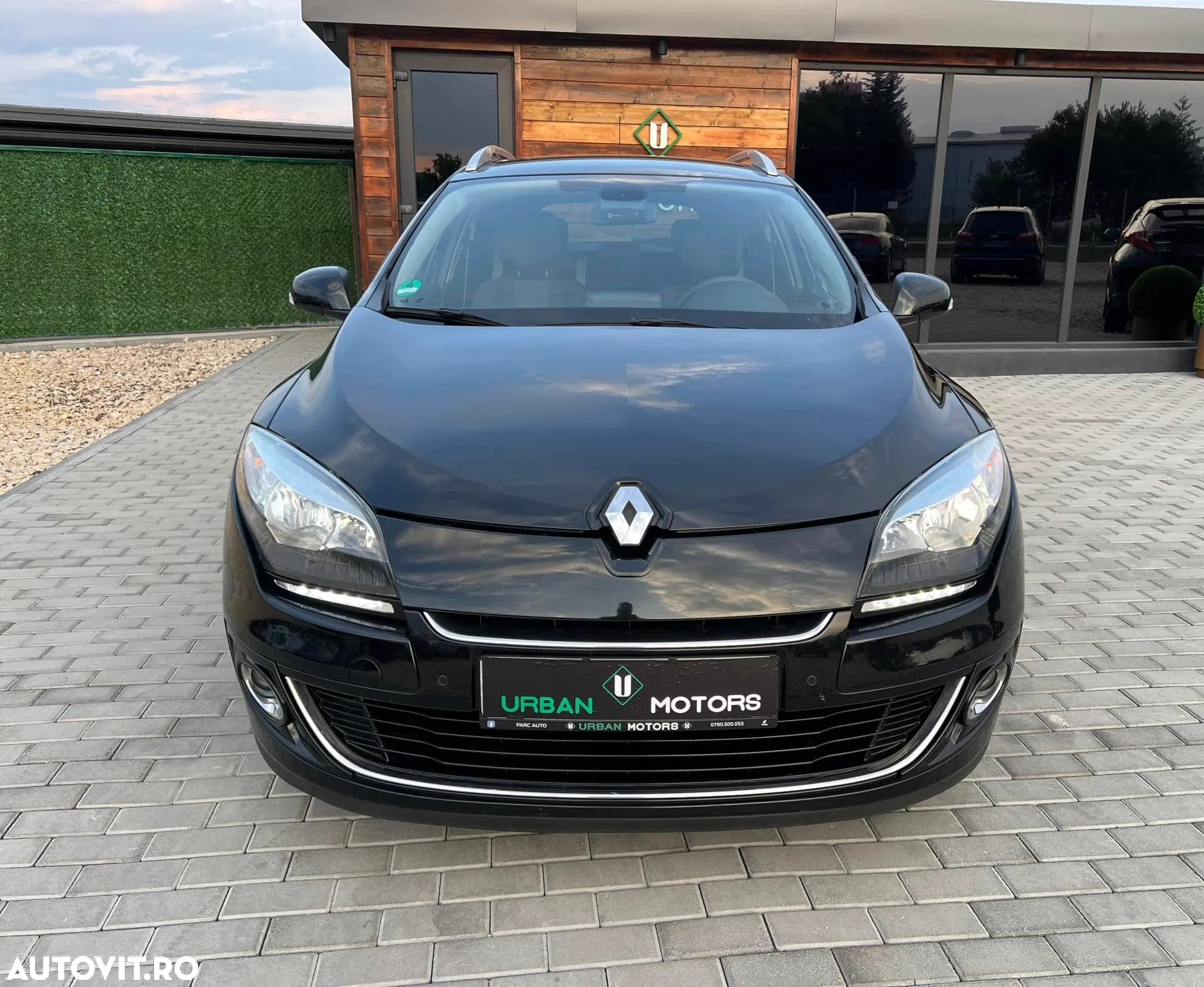 Renault Megane ENERGY dCi 130 BOSE EDITION - 18