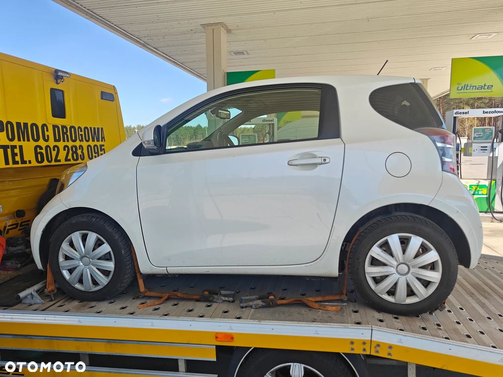 Toyota iQ 1.33 - 3