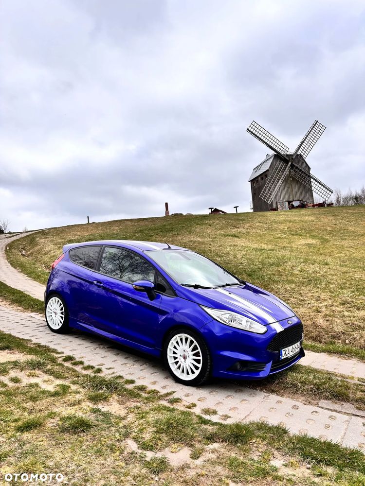 Ford Fiesta ST - 1
