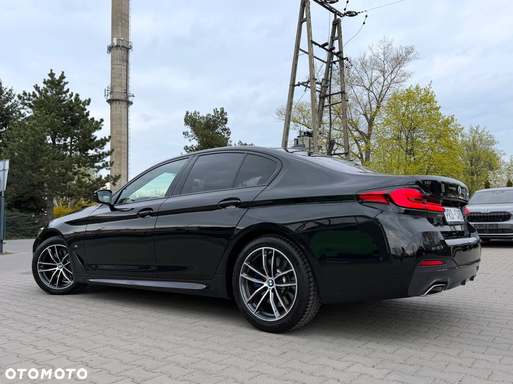 BMW Seria 5 530i M Sport Edition - 9