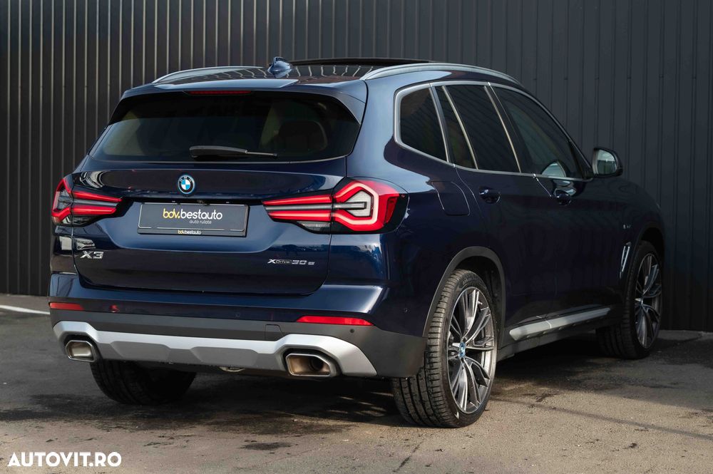 BMW X3 xDrive30e AT PHEV - 26