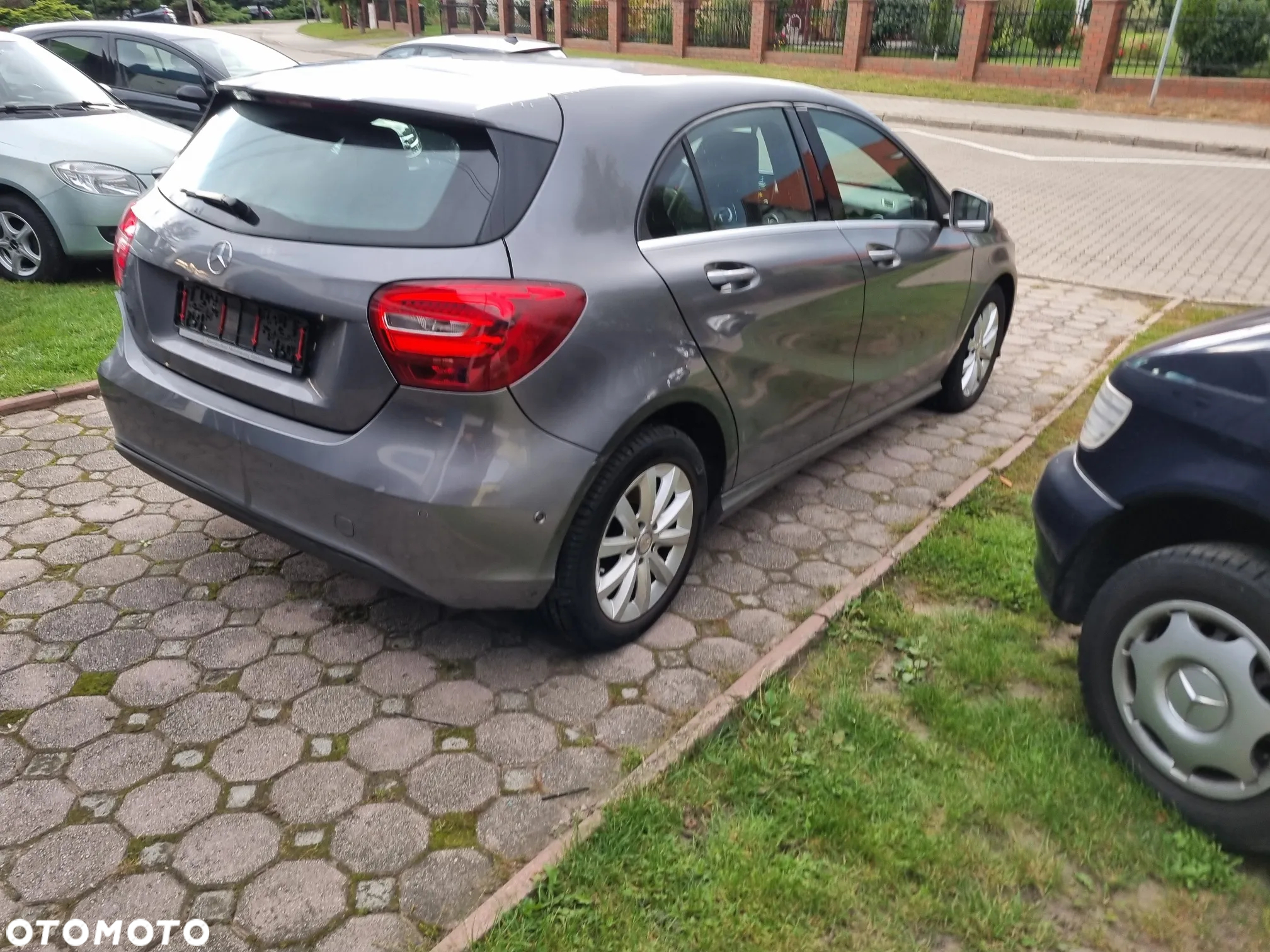 Mercedes-Benz Klasa A 180 (BlueEFFICIENCY) Urban - 4