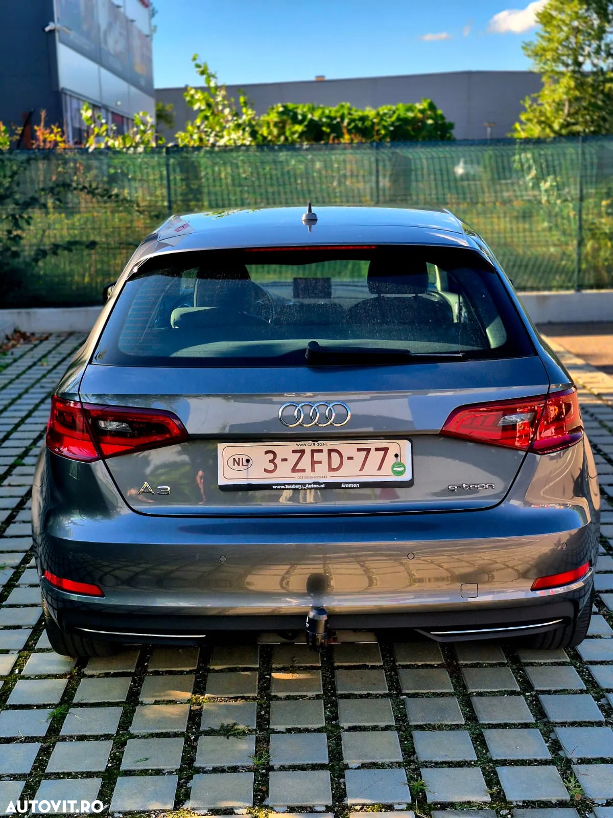 Audi A3 1.4 TFSI Sportback S tronic S line Sportpaket - 4