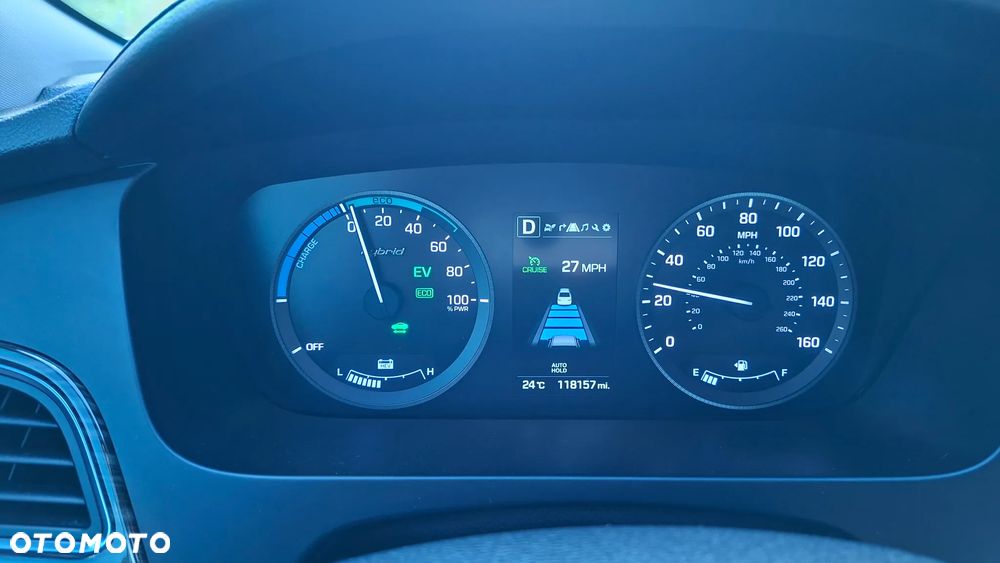 Hyundai Sonata - 11